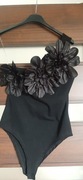 Body czarne bluzka z kwiatami różą S M