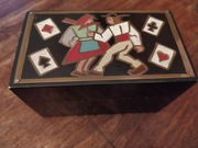 ZABYTEK 2 talie z Belgii w pudełku z rzeźbionym napisem "Bukowina - 1949"