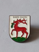 Herb miasta Dobre Miasto 1 napisy czarne przypinka pin metaliczna wpinka 