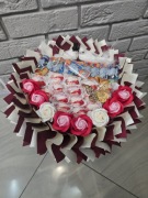 Bukiet z róż mydlanych, zdrapek I Raffaello