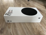 Xbox Series S + 2 kontrolery + Xbox Game Pass Ultimate (1 miesiąc) 