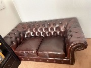 Kanapa chesterfield ze skóry naturalnej