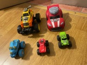 5 monster trucków