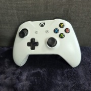 Pad do Xbox One Opis