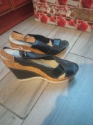 Sandałki na koturnie Lasocki 37