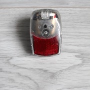 LAMPA ROWEROWA  LED SPANNINGA PIXEO. NA BATERIE NA BŁOTNIK-TYŁ