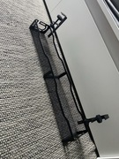 Organizer do biurka na przedłużacz na kable rozsuwany 63,5cm stalowy czarny