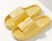 Klapki piankowe  kapcie klapeczki rozmiar eu 36,5  stopa 23 cm.