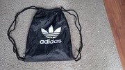 Czarny plecak ściągany na sznurek "Adidas"