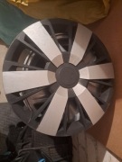 KOŁPAKI 16' 4szt