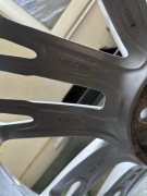 Felga aluminiowa R20 Audi – stan bardzo dobry