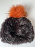 Czapka damska z królika 