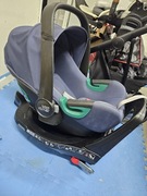 Britax Romer Baby Safe 3 i-Size w zestawie z bazą ISOFIX dla dzieci 0-13kg.