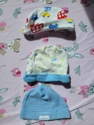 5 czapeczek dla chłopca + gratis