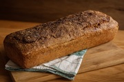Chleb orkiszowy na zakwasie żytnim z czarnuszką - 1200 g