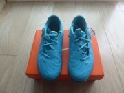 BUTY SPORTOWE PIŁKARSKIE NIKE roz. 35