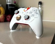 Niewidoczna podstawka do pada Xbox series SX / One
