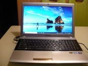 Samsung Rv520 /Intel Core i3/4GB/128GB SSD/zasilacz