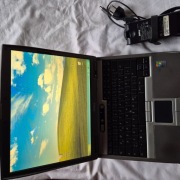 Ładny Dell latitude d610 pentiumM 100gb dysk bateria 2h