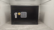 Sejf Yale z zamkiem elektronicznym i na klucz duży pojemny 