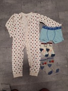 Piżama chłopięca Cool Club by Smyk 98 cm+ majtki i skarpetki.