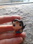 Funko pop Kinder Joy - Wonder Woman DC
