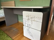 Biurko z szufladami i półką na klawiaturę VOX 