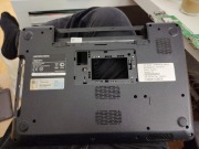 Dolna klapa Dell Inspiron N5010.