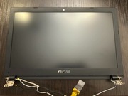 Kompletna matryca z obudową, zawiasami i kablami ASUS P550C