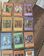 Kolekcjonerskie karty KONAMI Yu-Gi-Oh! Sztuk 25!