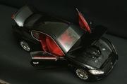Maserati Gran-Turismo Mondo Rarytas 1:18 Dealer 