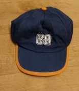 Czapka z daszkiem naszywka 68