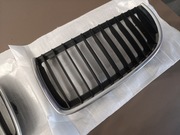 BMW E90 E91 GRILL NERKI 05-08 PRZEDLIFT CHROM ORGINAŁ
