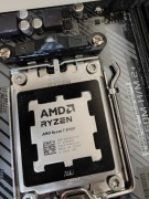 Procesor AMD Ryzen 7 8700f 8/16 x 5ghz AM5 65W tdp