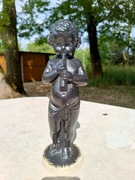 Figurka chłopca grającego na fujarce