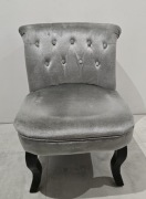 Krzesło tapicerowane w stylu glamour