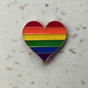 Przypinka emaliowana PINS LOVE