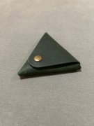 NOWA Skórzana portmonetka na monety zielona unisex