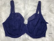 Biustonosz koronkowy Chantelle C27310 z fiszbinami 80H ciemnoniebieski nowy