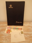 Album klaser ze starymi znaczkami pocztowymi świat dalekie kraje