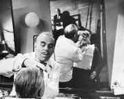 Fryzjer, golibroda JANUSZ KŁOSIŃSKI fotografia fotos 1969 CZERWONE I ZŁOTE