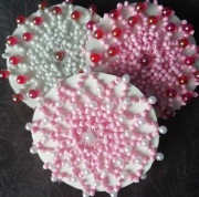 Gumki z koralików na kok