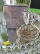 Avon Luminata perfumy 