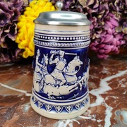 Kufel z pokrywką - Św. Jerzy ze smokiem - Domdesign - 0,5 L