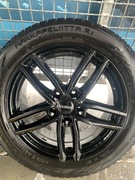 Alufelgi DEZENT 17' z Oponami NOKIAN Hakkapaelitta r3