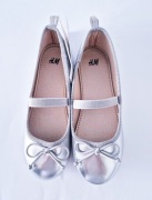 Nowe srebrne lakierowane baleriny z kokardką H&M 29