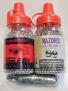Kulki stalowe BB 4,5 mm do wiatrówki + kapsuła CO2 12 g Umarex, Razor Gun
