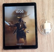 iPad 12,9 WiFi/LTE 128GB, bez iCloud