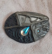 Unikatowa broszka artystyczna handmade efekt opalizujący duża 5 cm PRL 