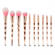 Profesjonalny pędzelek do brwi